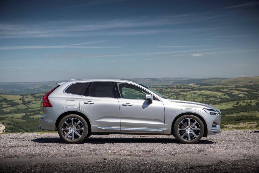  Volvo XC60 D5 R-Deisgn 2017 года  (UK) (фото 65 из 82)